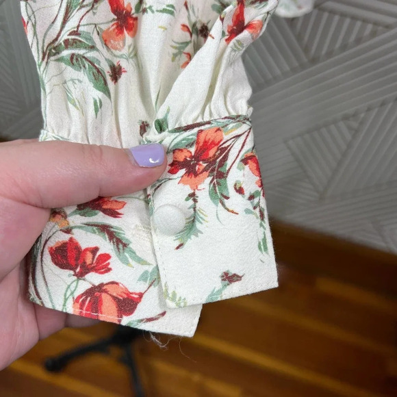 Flynn Skye Get Away Lace Up Front Blouse Day Desire White Red Floral Size US XS - Picture 7 of 12